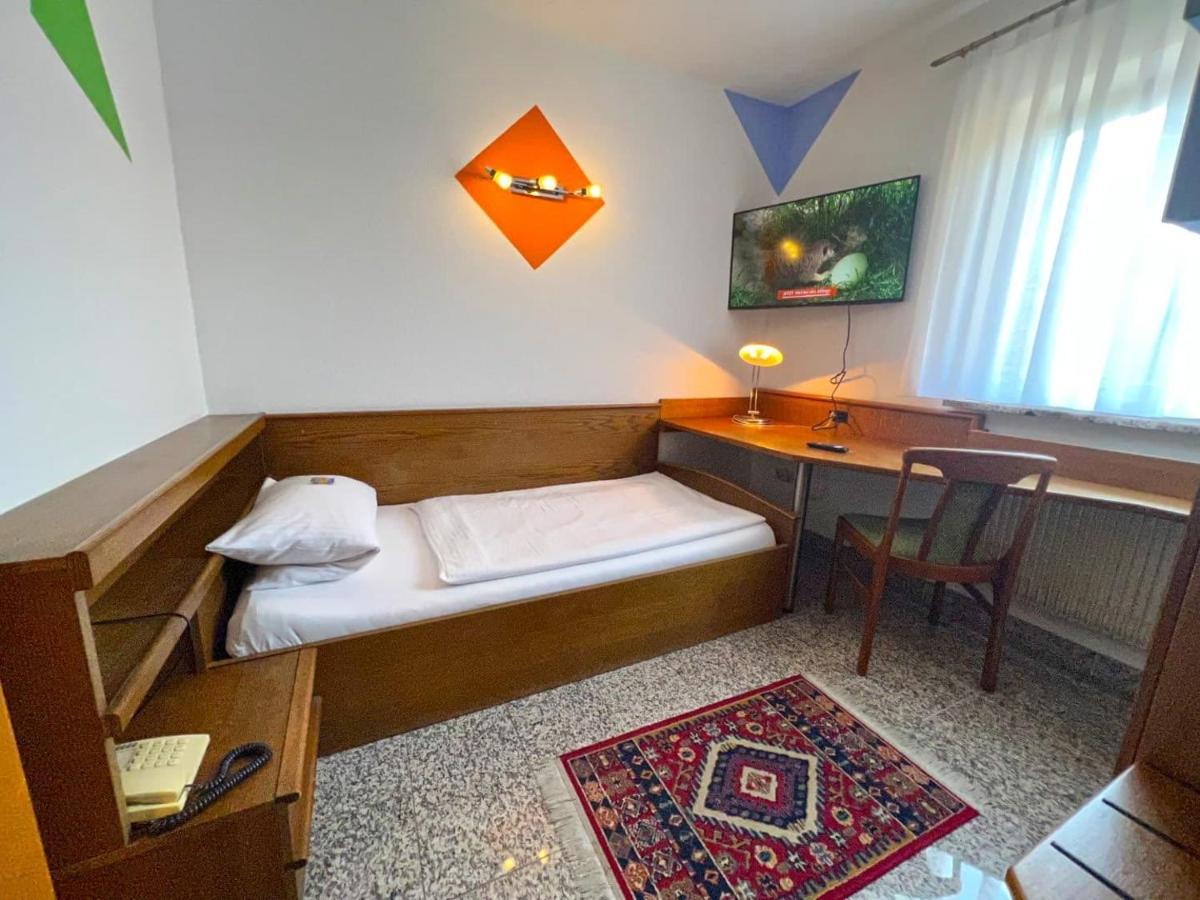 Hotel Und Restaurant Nehrener Hof Extérieur photo