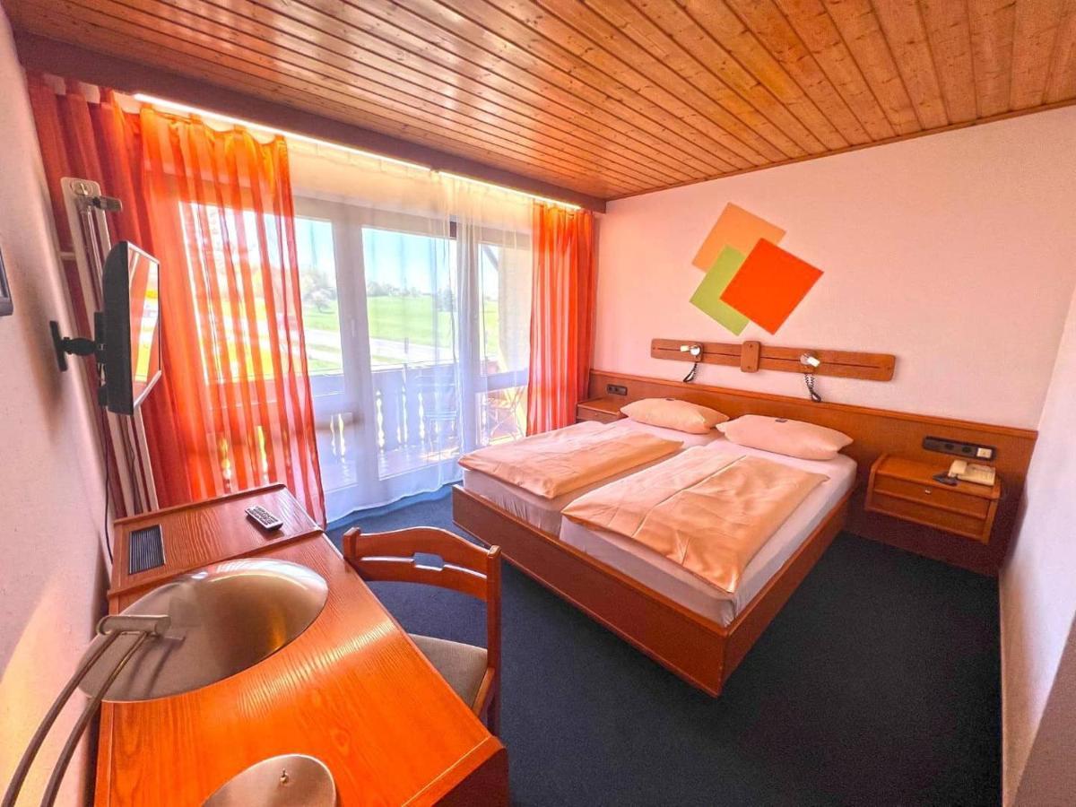 Hotel Und Restaurant Nehrener Hof Extérieur photo