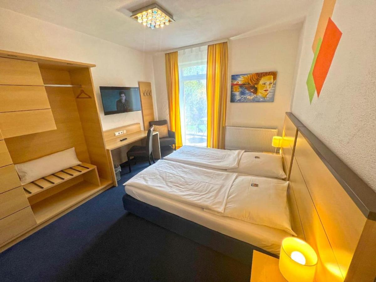 Hotel Und Restaurant Nehrener Hof Extérieur photo