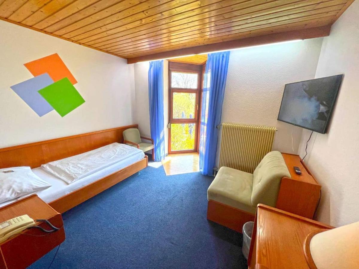 Hotel Und Restaurant Nehrener Hof Extérieur photo